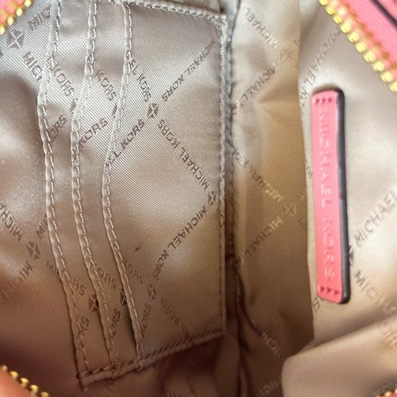 Michael Kors Jet Set Glam Small MINI Oval Camera Crossbody Bag MK Tea Rose - Picture 12 of 13